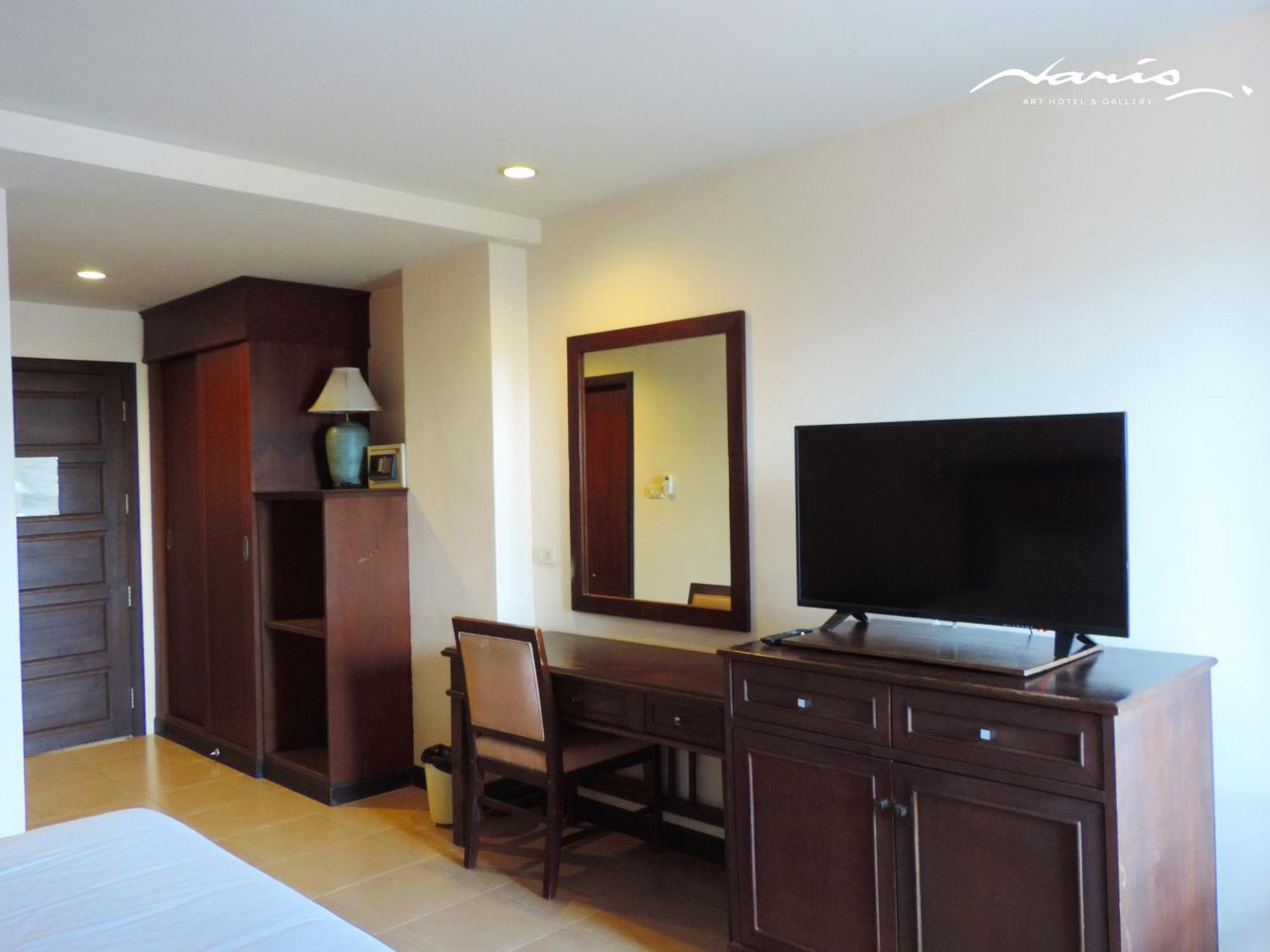 Naris Art Hotel Pattaya Exterior photo