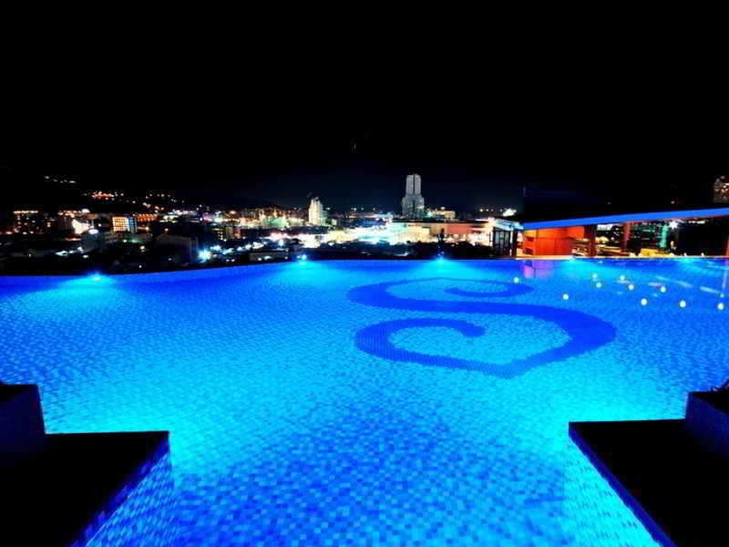 Naris Art Hotel Pattaya Exterior photo
